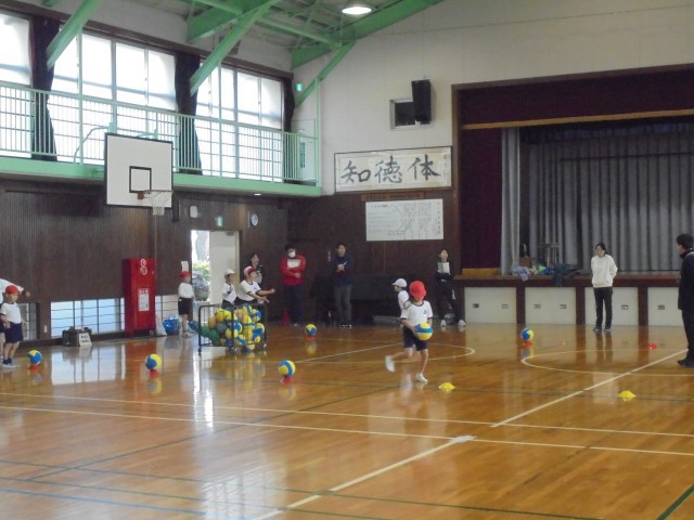 ボール置きリレー