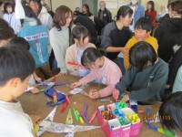 3年生作品作りのようす