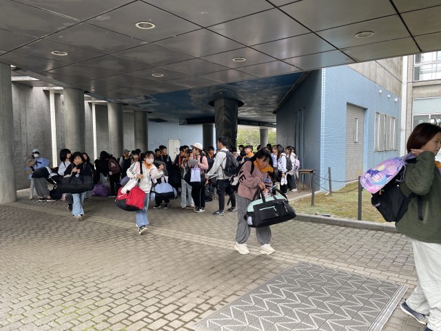 入所式を終えて自然の家へ