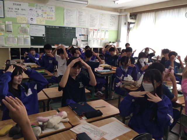 皆で手遊びの練習
